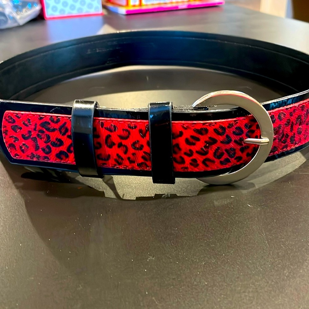 White House Black Market Women’s Belt Size Medium